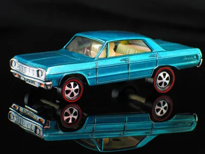 Some Matchbox cars really just want to be HotWheels cars. #lamleycustoms #phantomredlines #matchboxcustoms #custommatchb