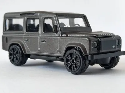7 - "Little Cars" for your Sunday. Enjoy 😎1. Land Rover Defender by Majorette2. Cadillac CT-S Wagon by Matchbox3. Nissan