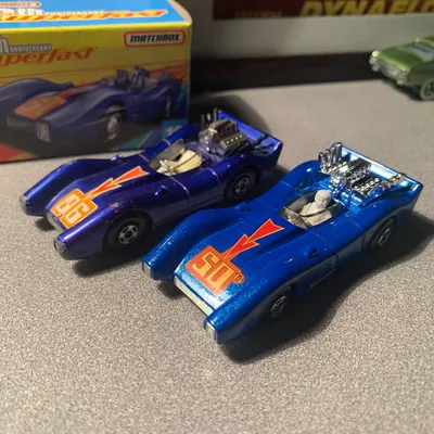 Old vs. new. The Blue Shark by Matchbox. What can I say? Start looking for the differences between them and enjoy...#blu