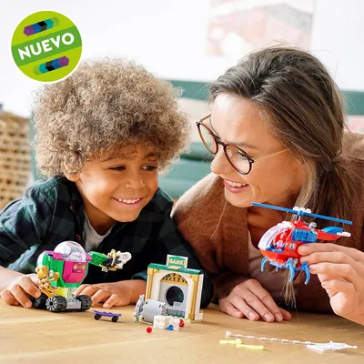El set LEGO® Marvel Spider-Man Amenaza de Mysterio (76149) inicia a los más pequeños en la construcción con LEGO®, las m