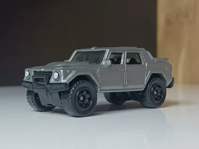 Lamborghini LM002 🇮🇹Matchbox1/64Thailand#colinsdiecast#colinsdiecastmatchbox.#matchbox #matchboxdiecast #lamborghini #la