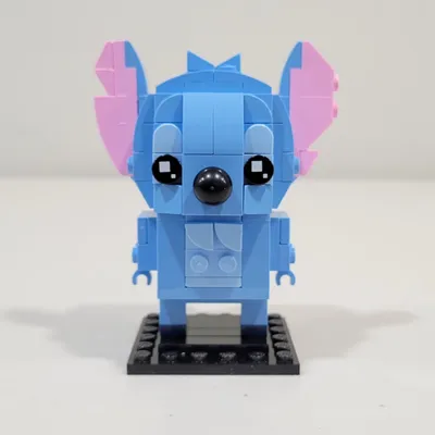 The new Lego Disney Stitch Brickheadz set 40674 is an awesome and adorable little set. The set is affordable and budget 