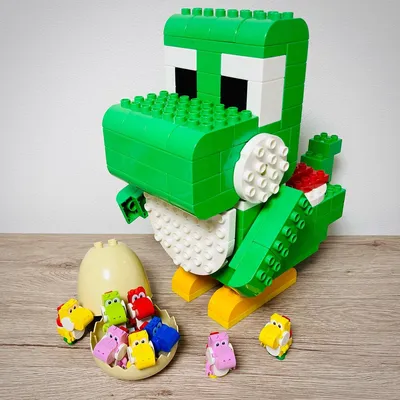 .Big Yoshi and baby Yoshis 💚My 1st MOC in 2024.お久しぶりです☺️ギリギリ1月に滑り込みの2024初ポスト😂引越し＆片付けに追われ、さらに先週は体調不良でなかなか思うようにLEGOタイムが取れま