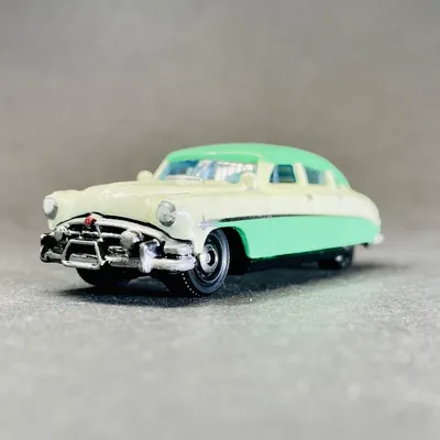 This Matchbox '51 Hudson Hornet is my entry to the Diecast International Builders Cars of the 50s invitational. I remove