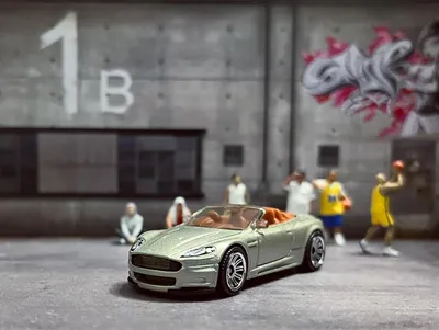 Aston Martin DBS Volante