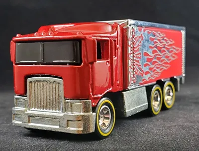 Highway Hauler - HW...1 #collection2 #collectibles3 #collectibletoys4 #overtheroad5 #semi6 #semitrucks7 #car8 #cars9 #ca