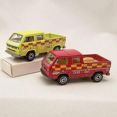 The 2020 Matchbox 9 Pack Exclusive Volkswagen Transporter Crew Cab models in Feuerwehr livery are excellent.  Love the t