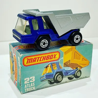 Matchbox MB 23 Atlas Tipper. This one in the harder to find silver back with clear glass and dot dash wheels #vintagemat