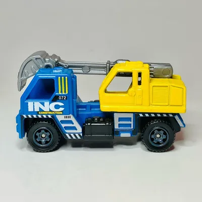 Matchbox INC Construction MBXcavator. Cool looking casting! 🔥👍🔥 @vinnystractors #matchboxcollector #matchbox #mbx #match