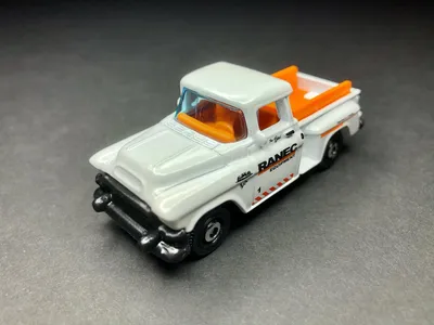 Matchbox 1957 GMC Stepside MB985 - MBX Road Crew 5-Pack 1:66