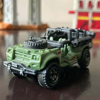 Sahara Survivor .Matchbox #sahara #survivor #adventure #wildlife #jeep #landrover #africa #safari #rally