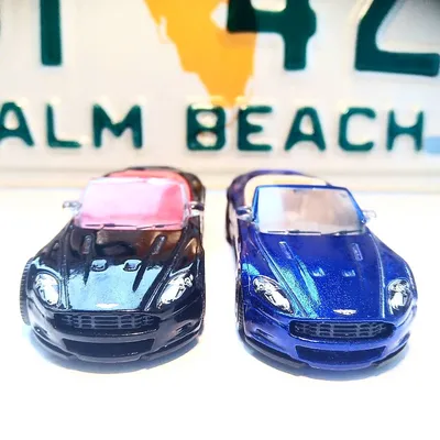 I've got 2 Matchbox Aston Martin DBS Volante - Black & Blue.MB823#mb823#matchbox#diecast #diecastcar #164scale #164dieca
