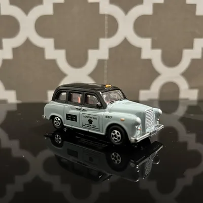 Austin Taxi  by Matchbox. #matchbox #matchboxcars #matchboxdiecast #matchboxcollector #austin #austintaxi #londontaxi