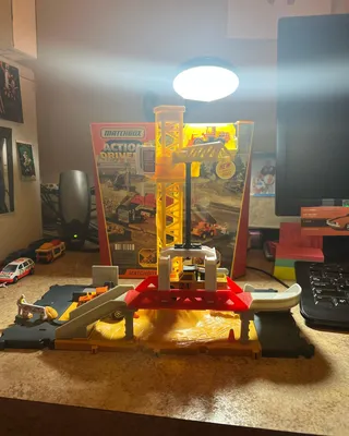Matchbox Action Drivers Construction Site. A lot of detail went into this playset with the Matchbox Logo appearing 4 tim