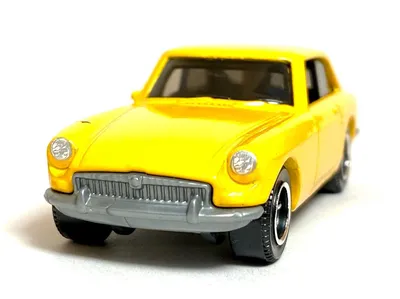 1971 MGB GT Coupe (2020 mold, 2022 release)She came with a little fender damage, but Brits are resilient!#matchbox #matc