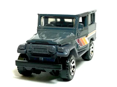 1968 Toyota FJ40 Land Cruiser (2009 mold, 2015 retool, 2022 release)It's been snowing like crazy where I live, and if it