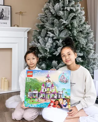 @LEGO 43205 Ultimate Adventure Castle這組很威，竟然一組內就有五位迪士尼公主：小美人魚Ariel、白雪公主Snow White、長髮公主Rapunzel、公主與青蛙Tiana、海洋奇緣Moana，每個公主