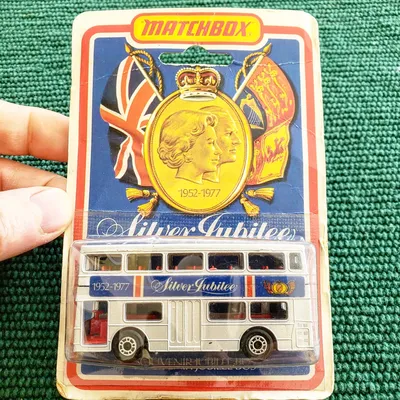 Matchbox 1977 Souvenir Silver Jubilee Bus - The Londoner#matchbox #matchbox1977 #mb #mb1977 #diecast #diecast1977 #lesne