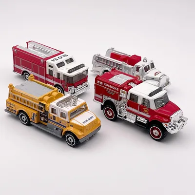 #matchbox Supreme Heroes Firetrucks1963 Mack B ModelInternational WorkStar International PumperHazard Squad#variationsun