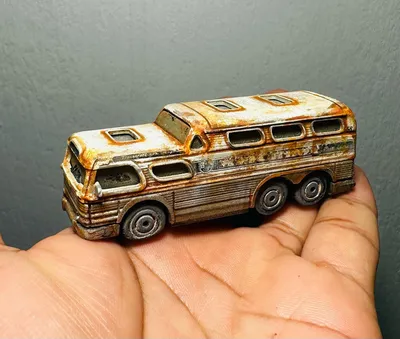 Gmc scenicruiser  matchbox rusty!#matchbox #gmc #gmcsceniccruiser #rust #weatheringscalemodel #scalerusty #oxido #diacas
