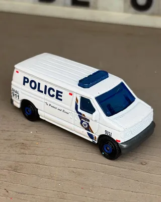 Matchbox Ford Panel Van Police 1999