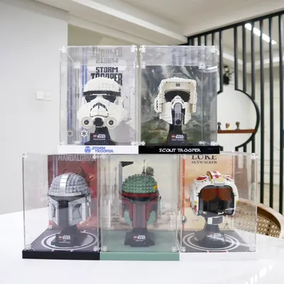 5 Set Helmet Collection + Display Case✴️LEGO 75276 - Stormtrooper Helmet✴️LEGO 75328 - Mandalorian Helmet✴️LEGO 75277 - 