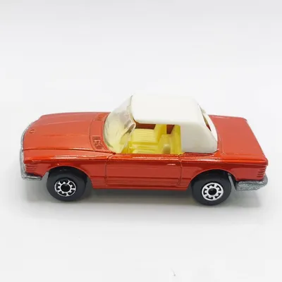 Todays model is a Mercedes Benz 350sl from Matchbox. Excellent condition to say it's over 50 years old. The memories I h