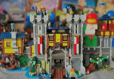 🏰 Blacksmith by the gates or across the square? ⚔️Vote below ⬇️#TheWackyBrick #LEGOCastle #LEGOPhotography #LEGOCommunit