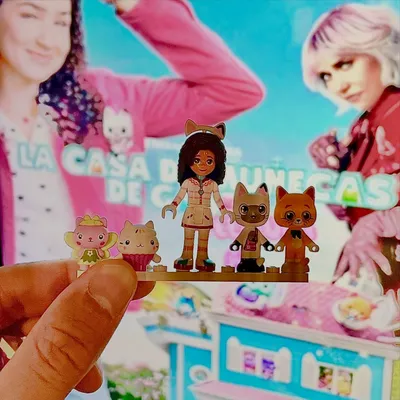 Today I took the kids to watch the new Gabby’s Dollhouse movie and I had to bring the characters from the new sets along