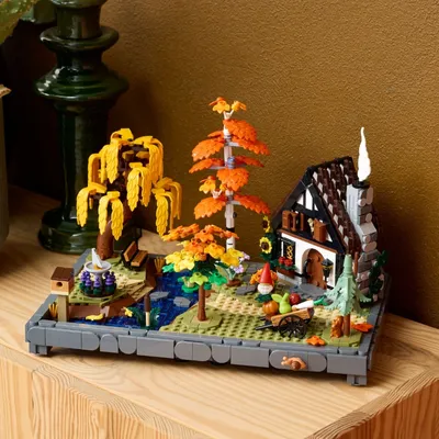 🍂 Enjoy cosy Autumn vibes with the LEGO 11372 Autumn Cottage Garden, coming 1 January 2026The is a new Autumn/Fall addit