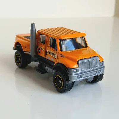 ... 🧰 International CXT 🚧Heavy duty crew cab #internationalcxt  #matchbox 🚧 🧰