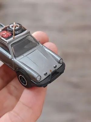 Matchbox 1985 Porsche 911 Rally