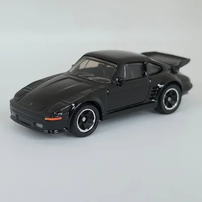 2026 Matchbox Collectors No. 10/20 is the 1988 Porsche 911 Turbo Slant Nose.MB1622 is a brand new casting, designed by @