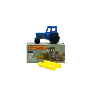 🟢 AVAILABLE 🟢 IN OUR WAREHOUSE IN MEXICO Ford Tractor and arrow- Matchbox MB46 1978-1984. With original boxFord tractor 