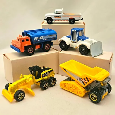 2026 Matchnox Construction Crew 5-PackAll models and decos are carryforward designs.The MB 840 Water Hauler was original