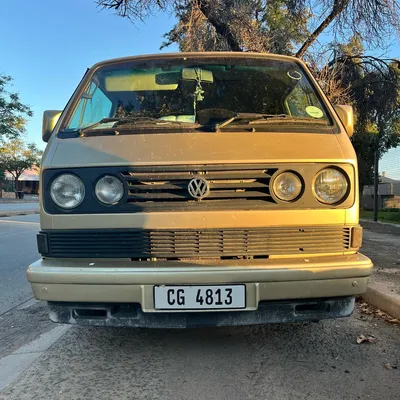 Golden Hour: Volkswagen Microbus 2.6i, Oudtshoorn, South Africa, June 2026. #volkswagenmicrobus #volkswagenkombi #volksw