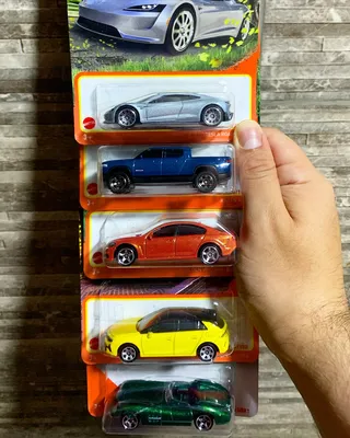 Matchbox 2020 Tesla Roadster Matchbox 20232022 Rivian R1T Matchbox 20222023 Holden VF Commodore SSV Matchbox 20242022 Op
