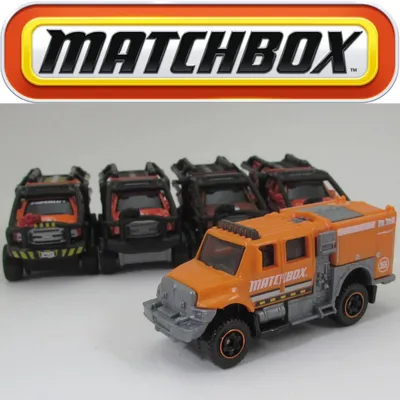 Shall I do a little #firetruckfriday post? Sure, why not. As #matchbox gave us a lovely orange MB939 International WorkS