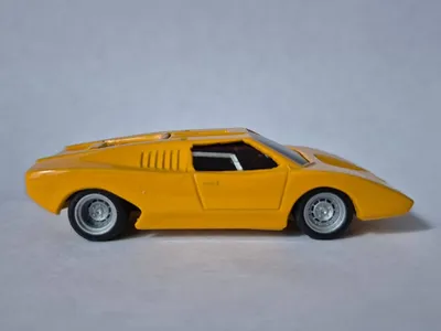 My custom of the Lesney Matchbox Lamborghini LP500 Countach Prototype. Inspred by @diecastrestos .Alot  of work done on 