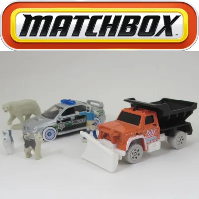 It's the weekend, I should be having some fun. So, with #matchbox giving us the latest MB954 Highway Maintenance Truck i