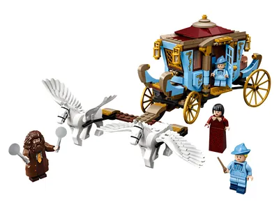 Beauxbatons’ Carriage: Arrival at Hogwarts™