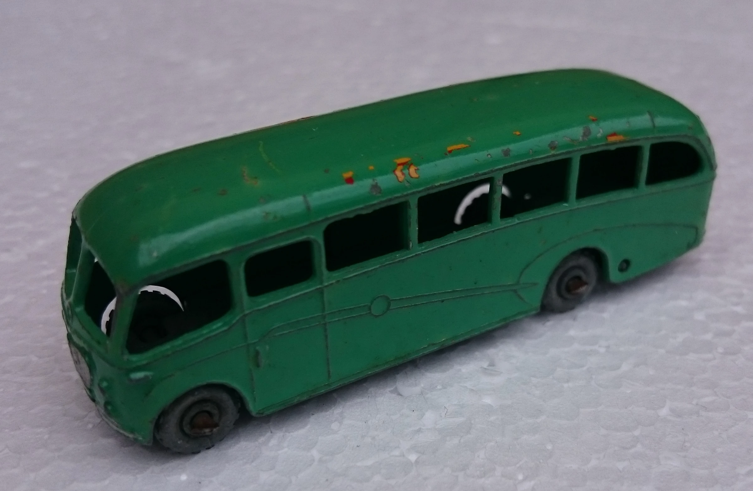 Bedford Duple Luxury Coach (21-B) (Green, LONDON TO GLASGOW)