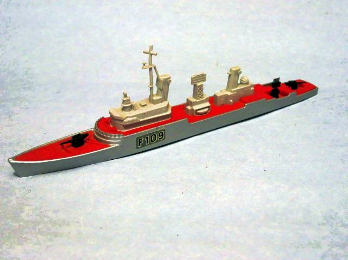 Frigate (Grey & red, F109 stickers)