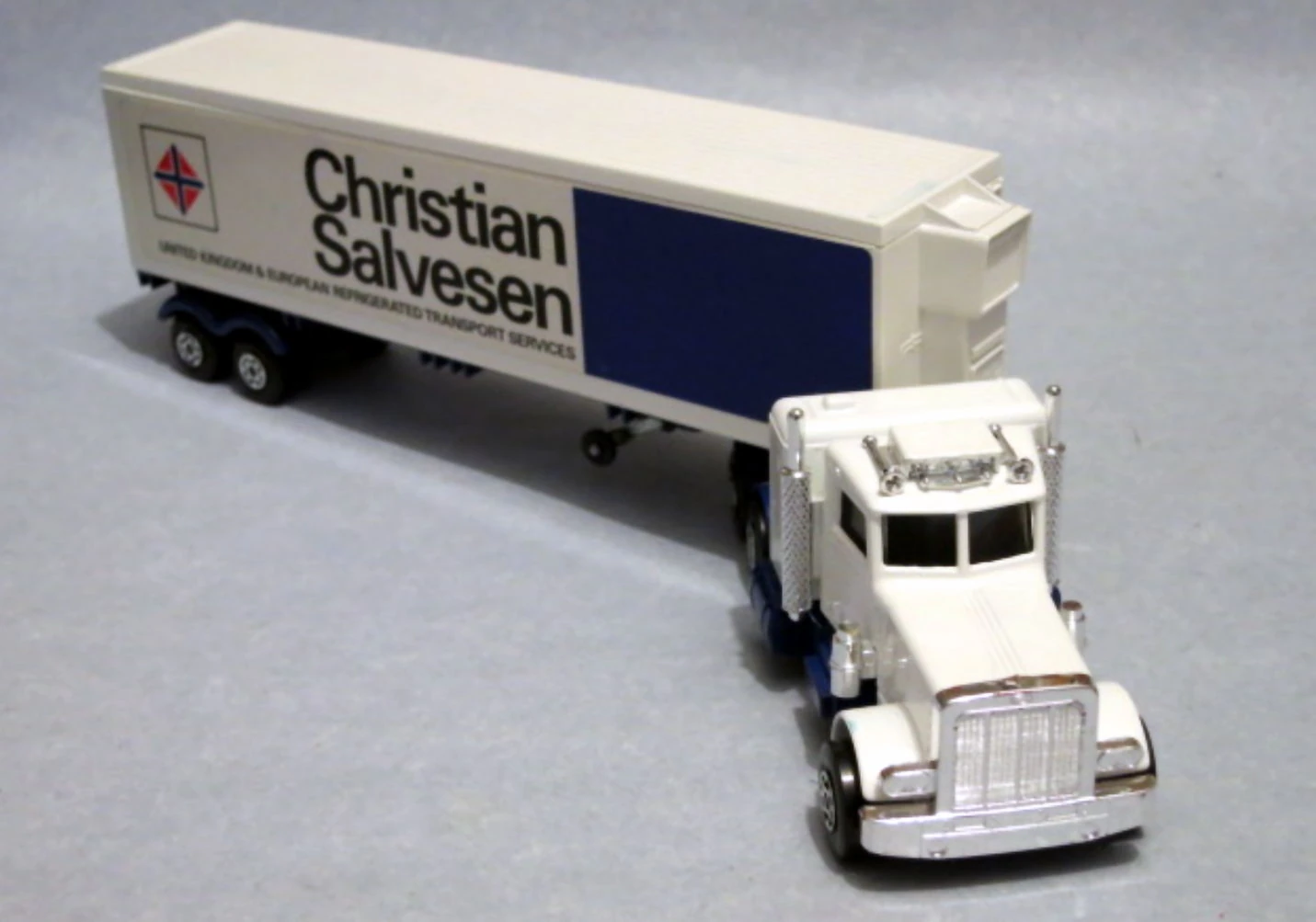 Peterbilt Refrigeration Truck (White, Christian Salvesen)