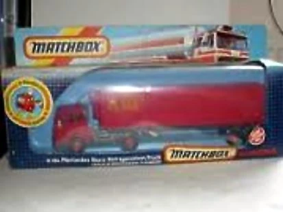 Mercedes-Benz Refrigeration Truck (Red)
