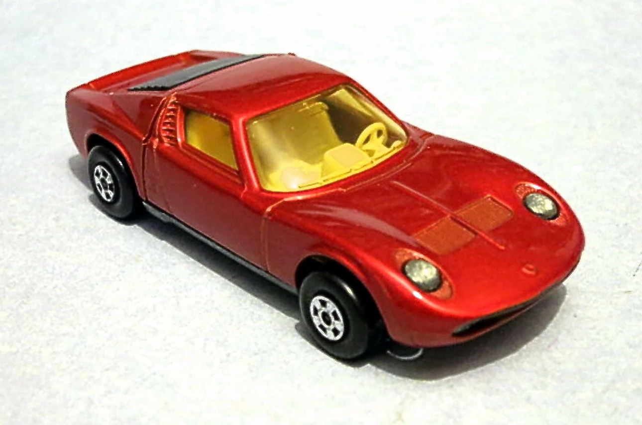Lamborghini Miura (Red, N/A)