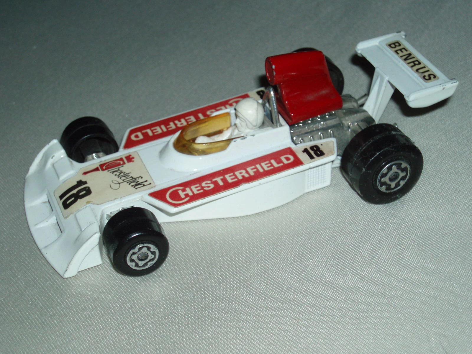 Surtees F.1 (White & Red, 18,CHESTERFIELD stickers)