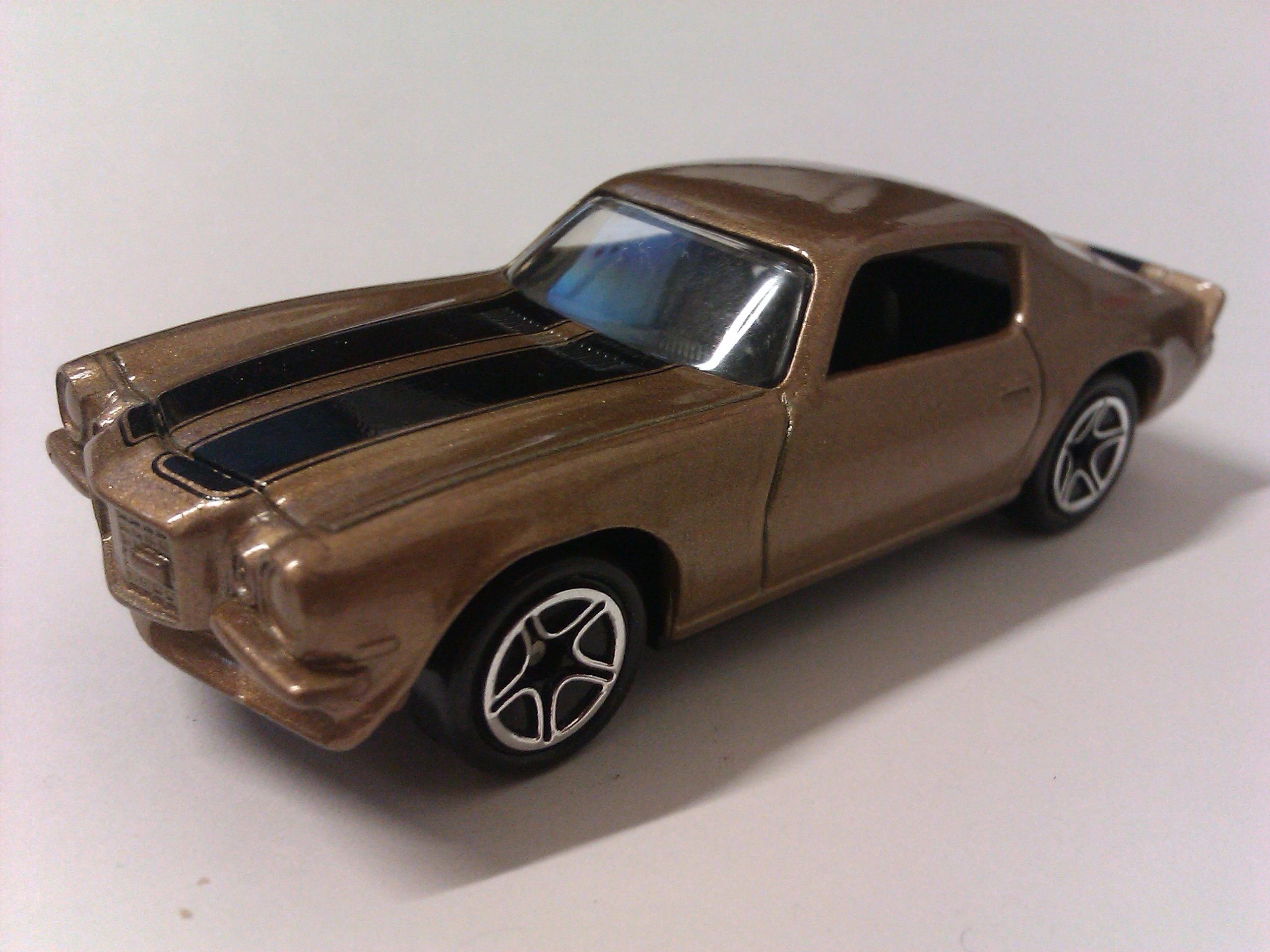 71 Camaro Z-28 (Metalflake Light Brown, Black hood and trunk stripes)