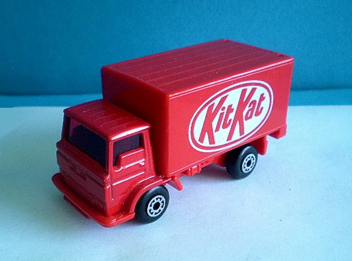 Dodge Commando (Red, Kit Kat)