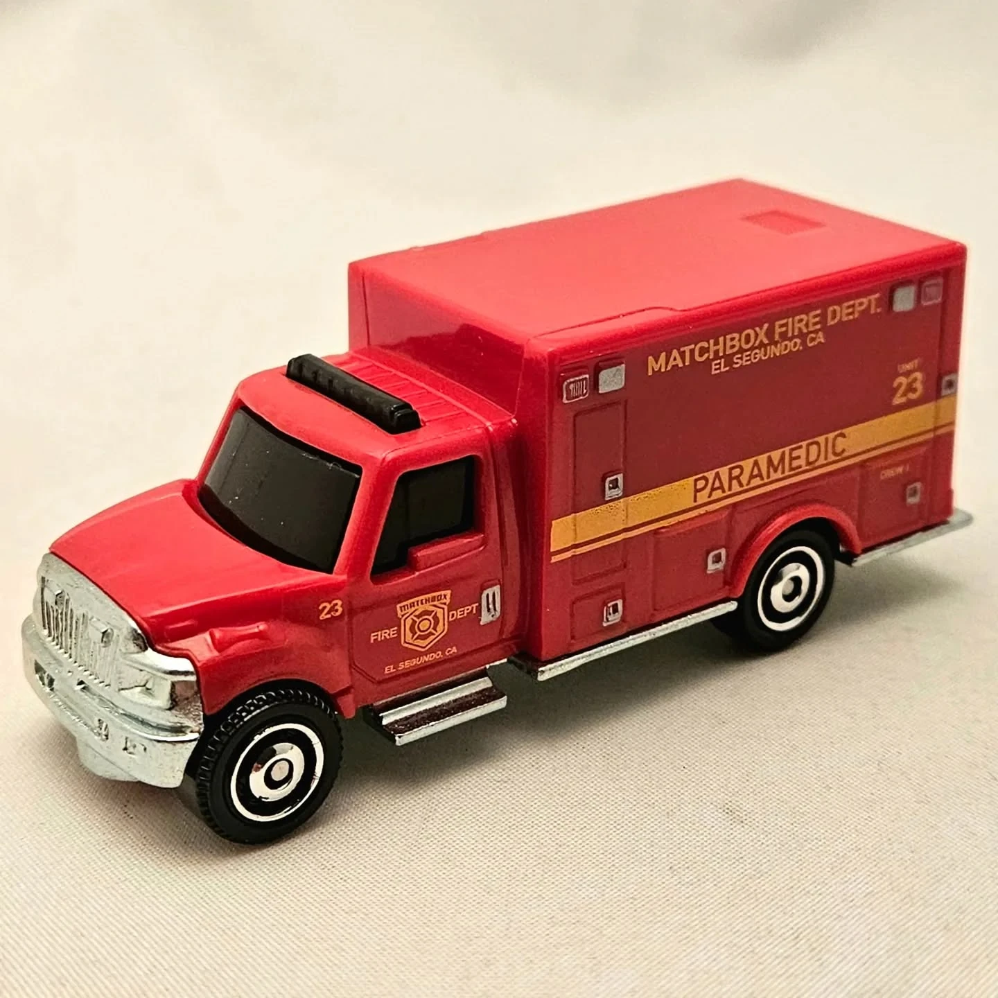 International Ambulance (Red, Matchbox Fire Dept. Paramedic #23)